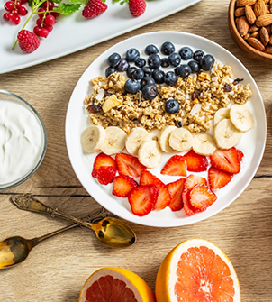 Bowl of a yogurt parfait